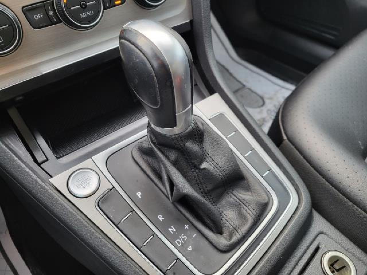 2017 Volkswagen Golf Sportwagen Comfortline Photo