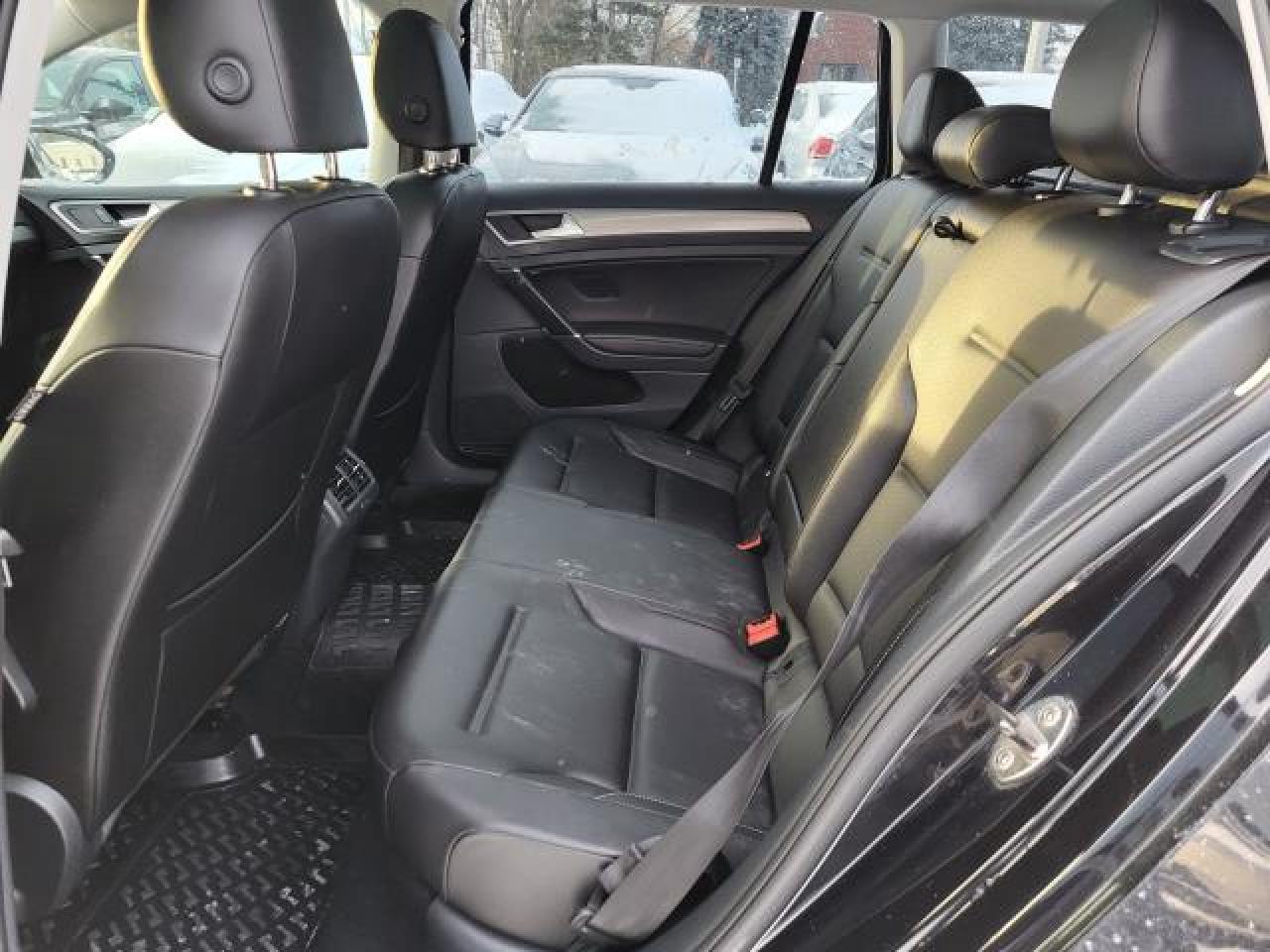 2017 Volkswagen Golf Sportwagen Comfortline Photo