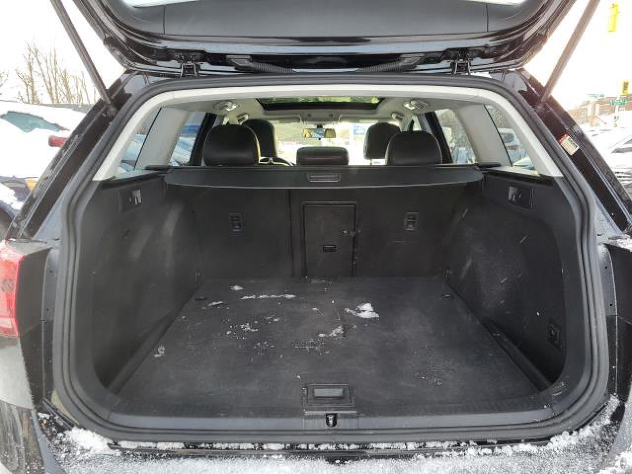 2017 Volkswagen Golf Sportwagen Comfortline Photo