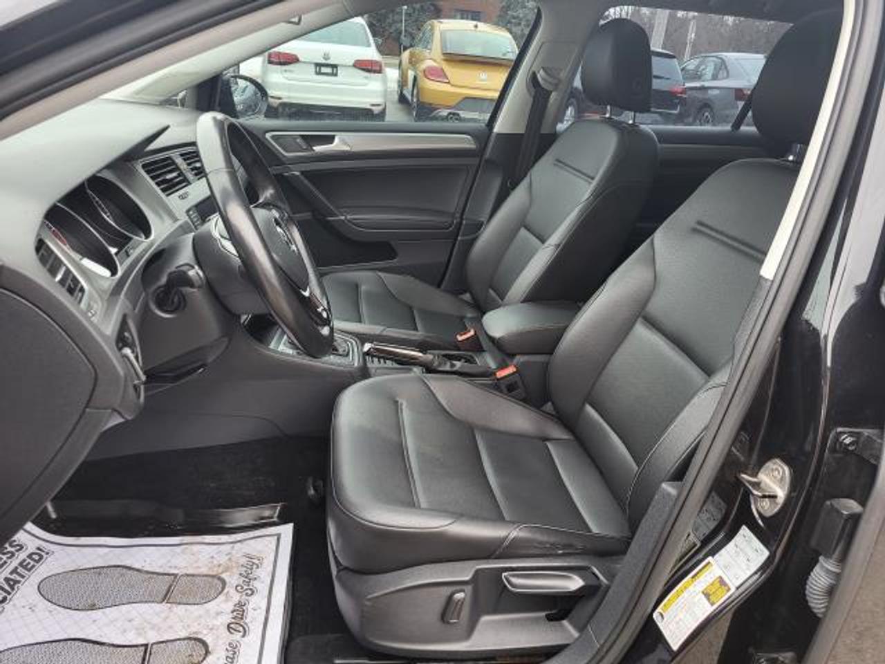 2017 Volkswagen Golf Sportwagen Comfortline Photo