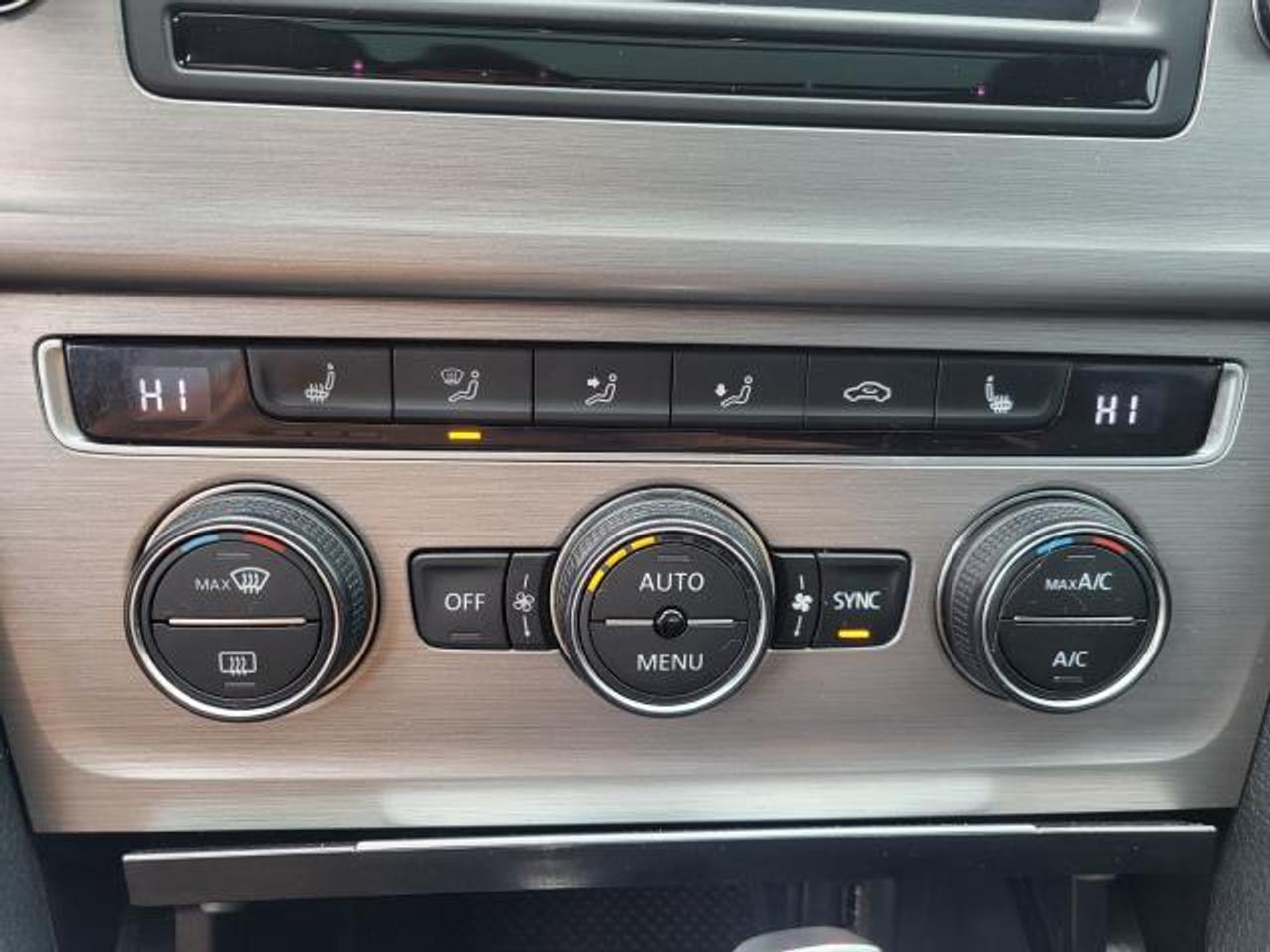 2017 Volkswagen Golf Sportwagen Comfortline Photo