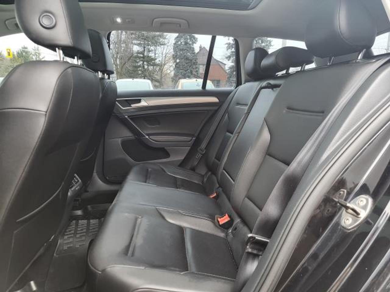 2017 Volkswagen Golf Sportwagen Comfortline Photo