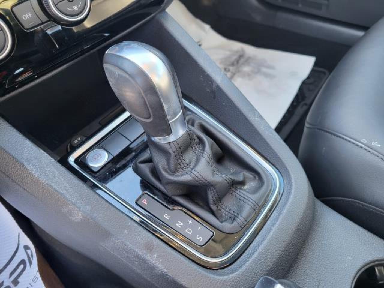 2017 Volkswagen Jetta HIGHLINE Photo