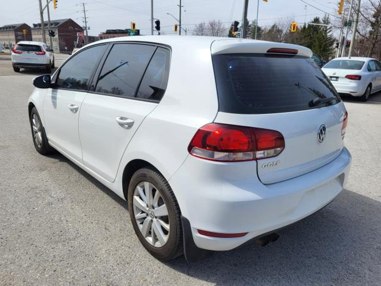 2013 Volkswagen Golf 2.0L TDI Photo4