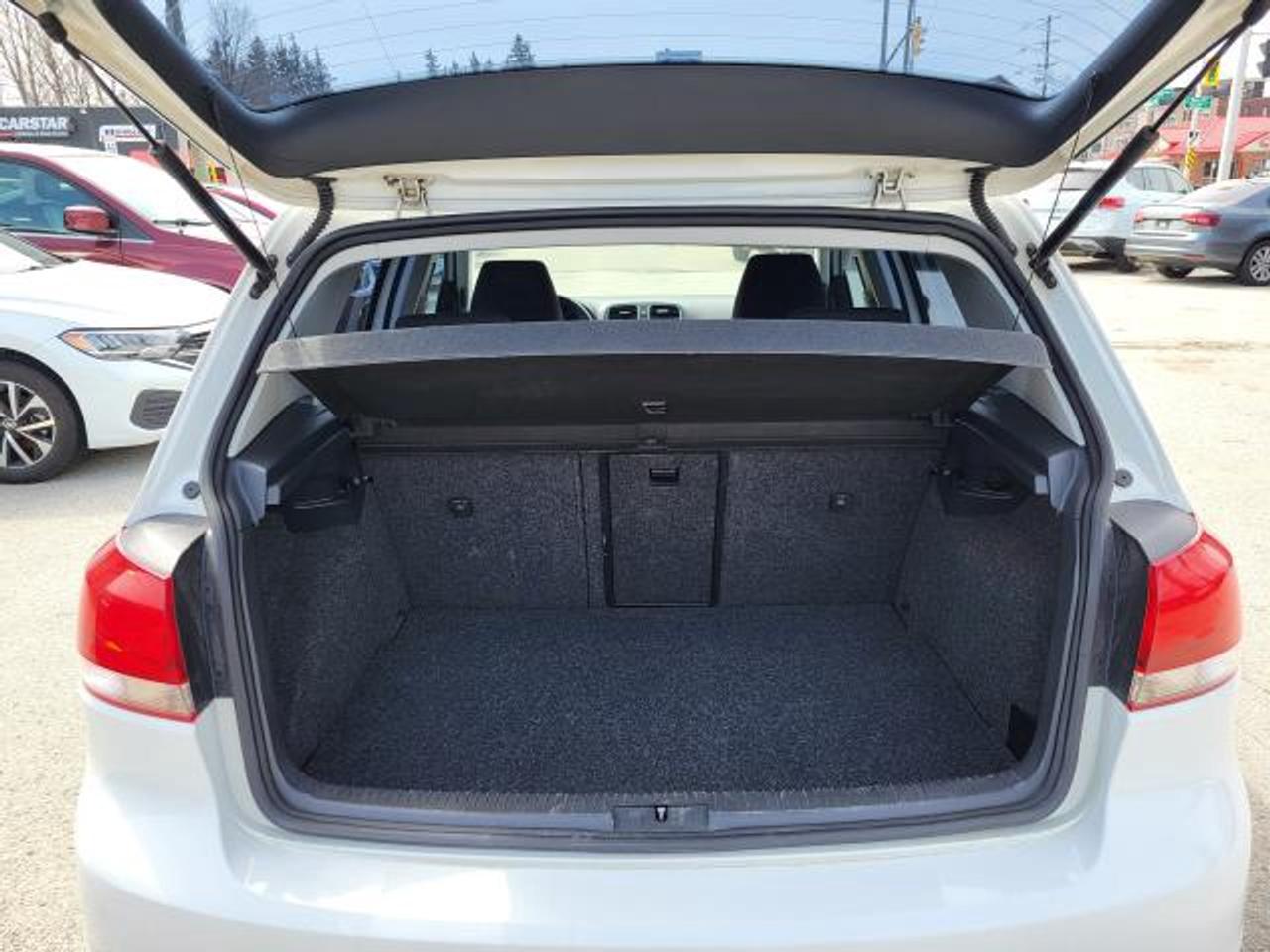 2013 Volkswagen Golf 2.0L TDI Photo