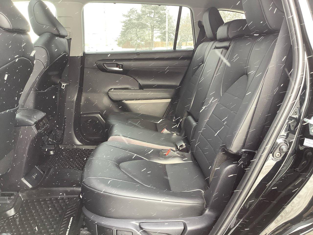 2026 Toyota Highlander XLE Photo