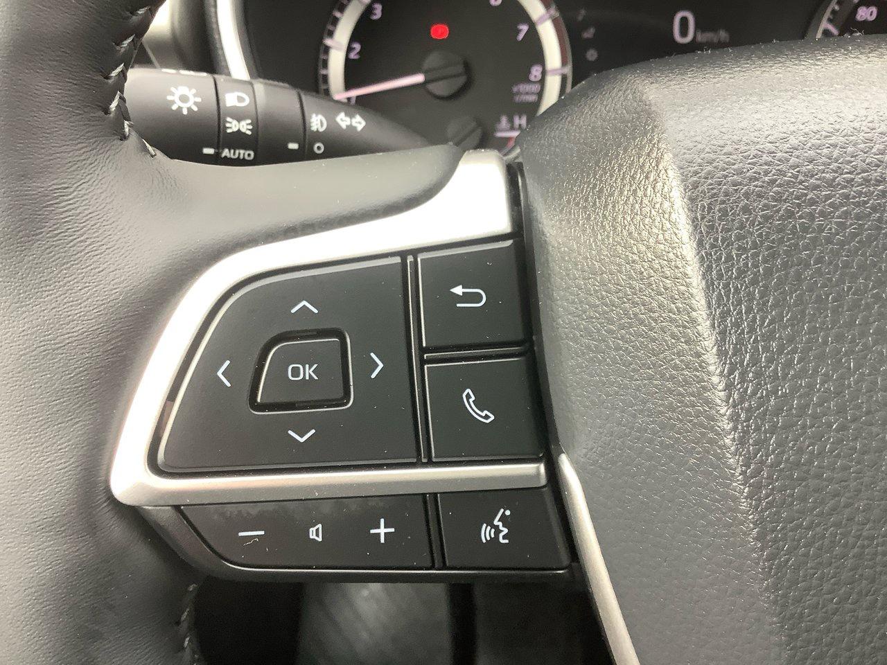 2026 Toyota Highlander XLE Photo