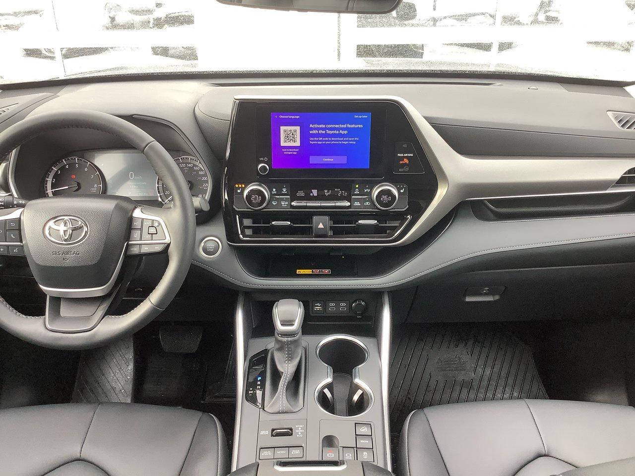 2026 Toyota Highlander XLE Photo