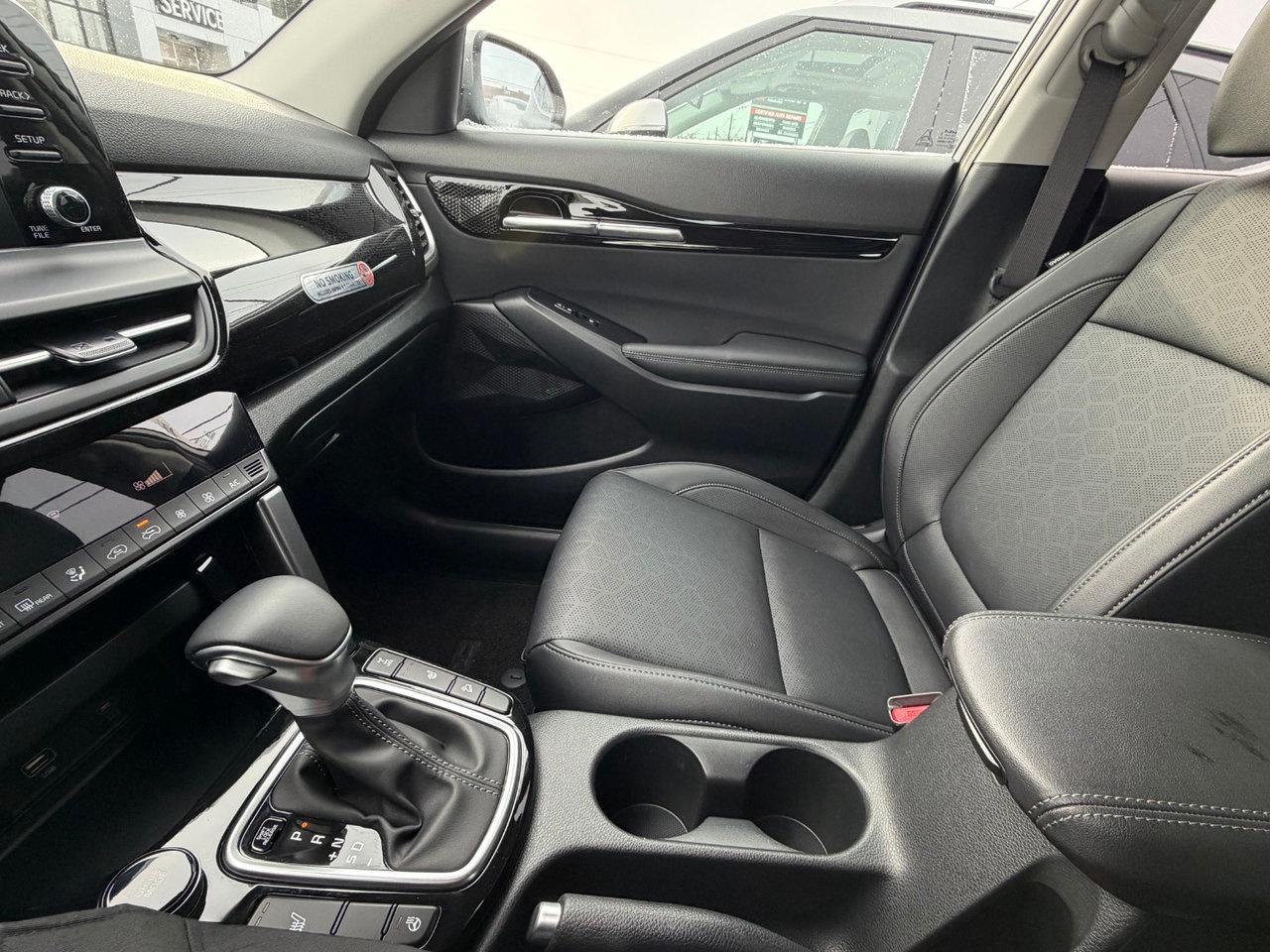 2025 Kia Seltos EX AWD   Sunroof   Apple Carplay & Android Auto Photo