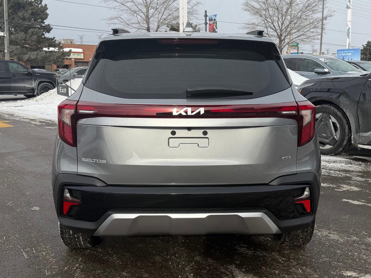 2025 Kia Seltos EX AWD Pkg.   Heated Seats & Steering Wheel Photo3