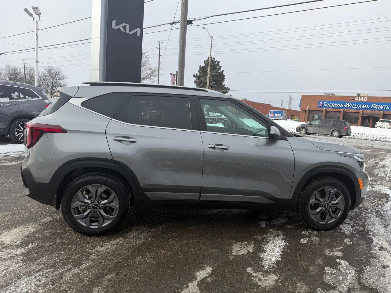 2025 Kia Seltos EX AWD Pkg.   Heated Seats & Steering Wheel Photo