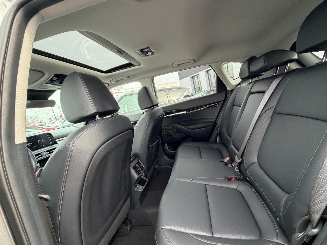 2025 Kia Seltos EX AWD Pkg.   Heated Seats & Steering Wheel Photo