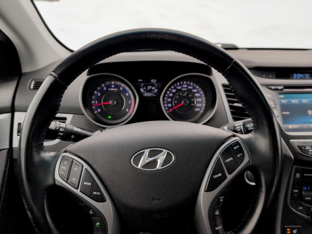 2016 Hyundai Elantra Limited Photo