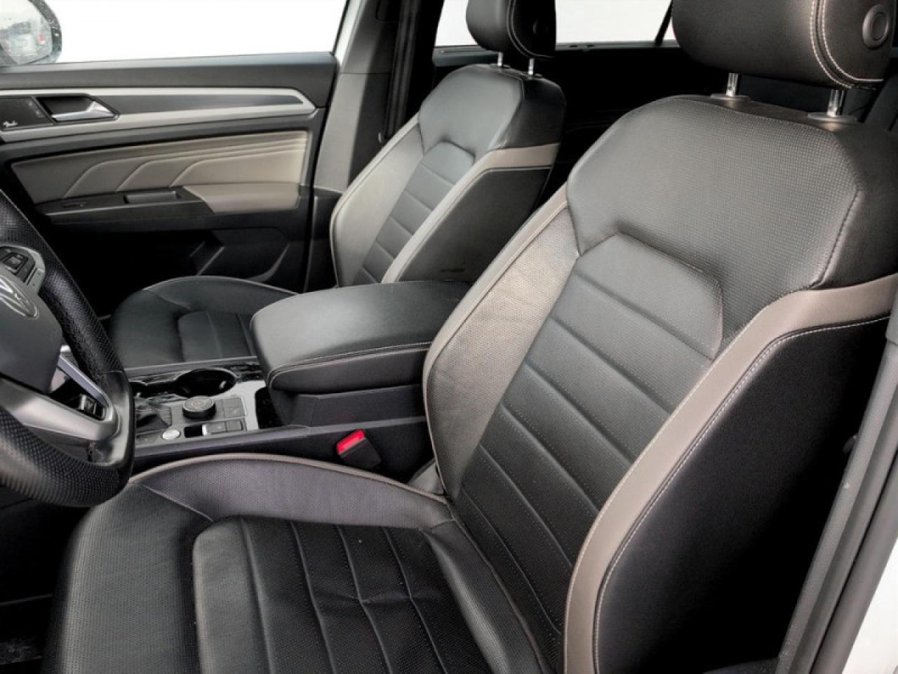 2023 Volkswagen Atlas Cross Sport Highline 3.6 FSI Photo