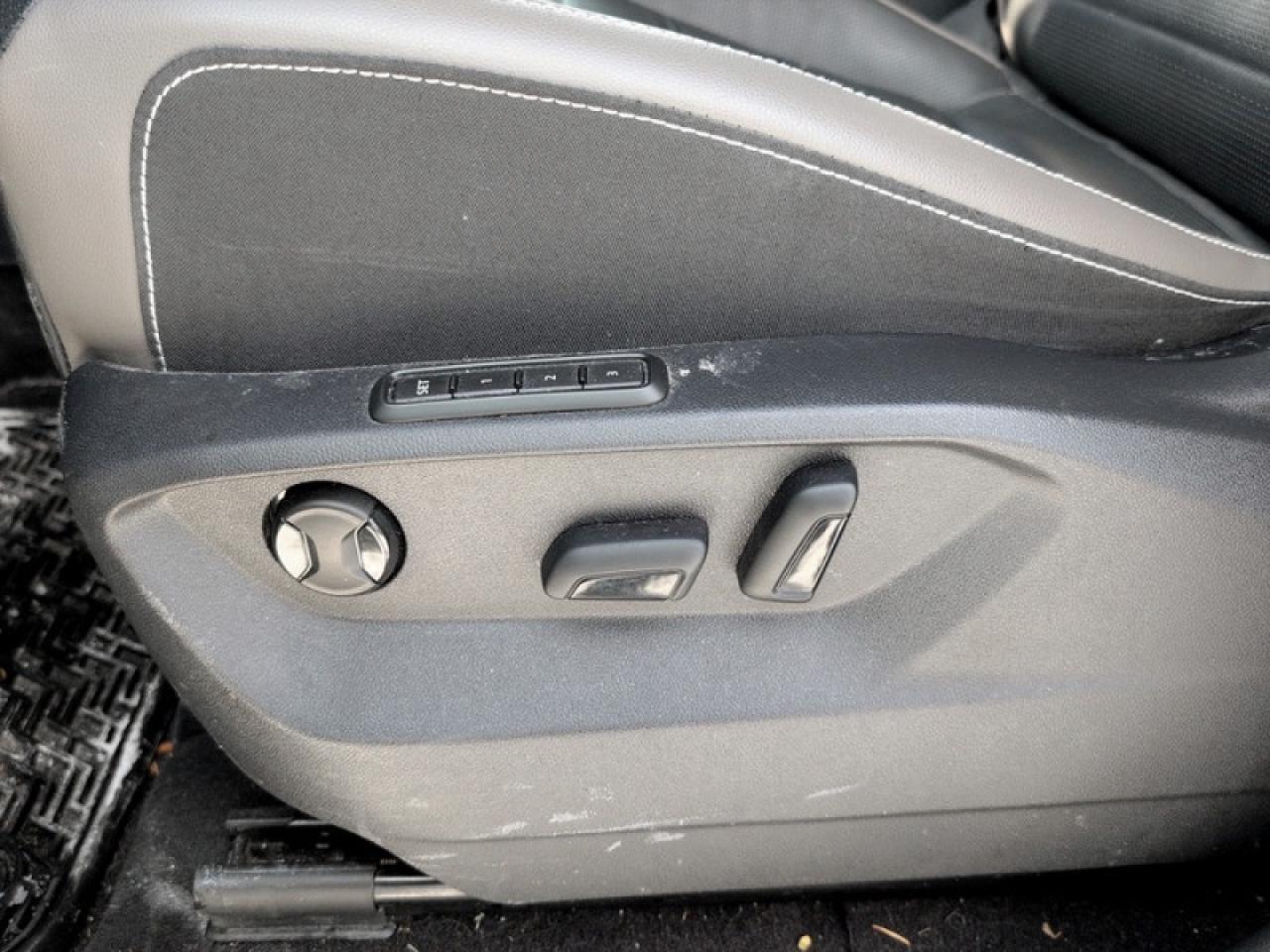 2023 Volkswagen Atlas Cross Sport Highline 3.6 FSI Photo