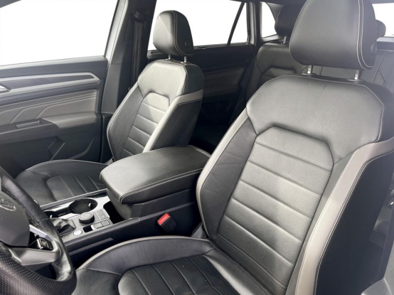 2023 Volkswagen Atlas Cross Sport Highline 3.6 FSI Photo