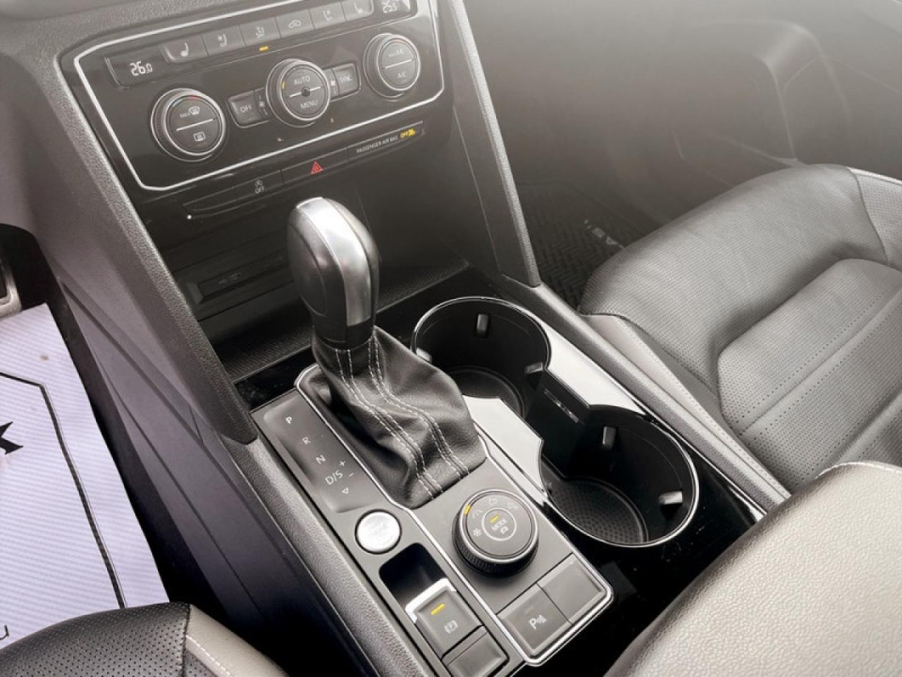 2023 Volkswagen Atlas Cross Sport Highline 3.6 FSI Photo