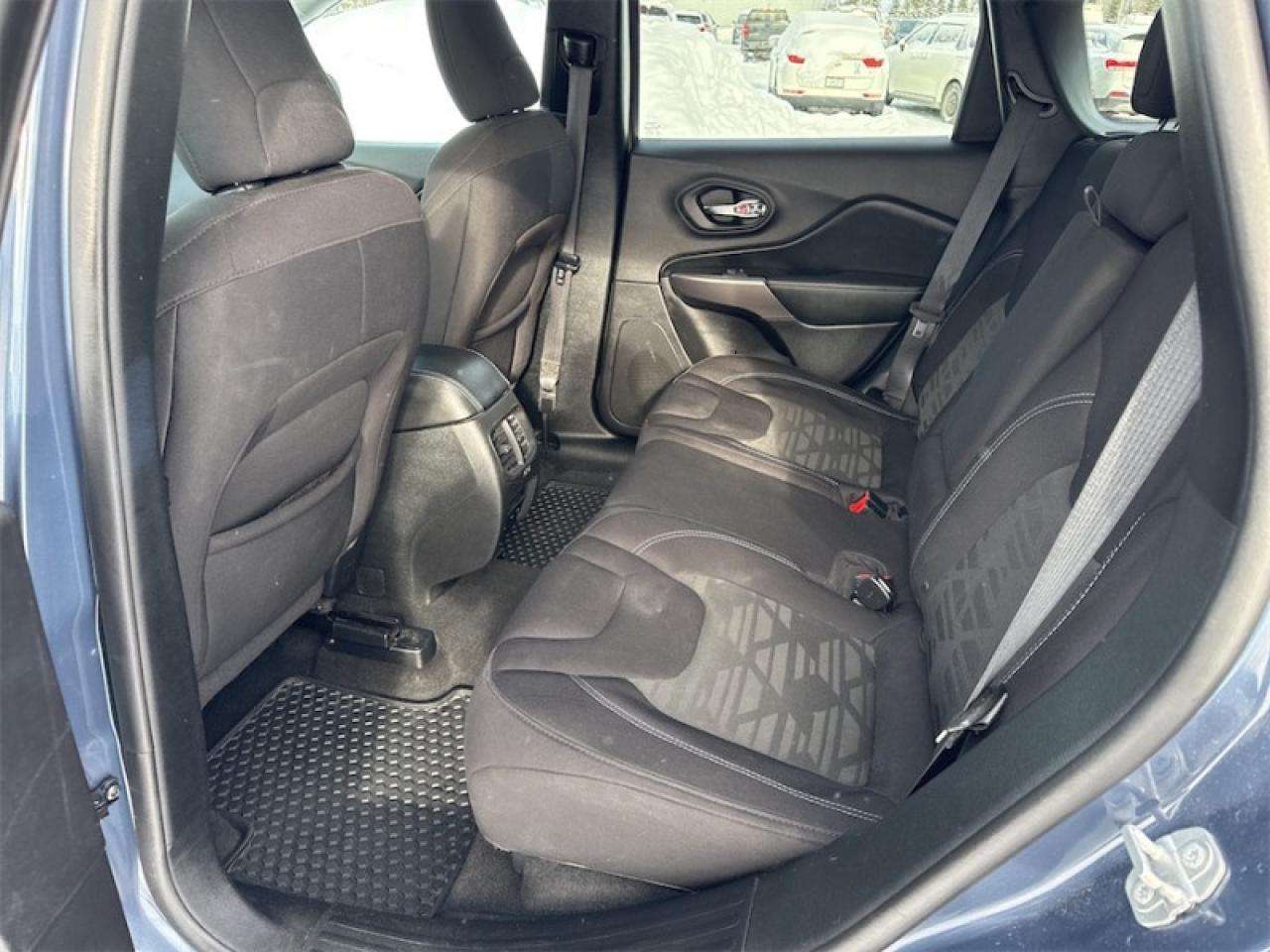 2020 Jeep Cherokee North   Heated Steering Wheel Photo