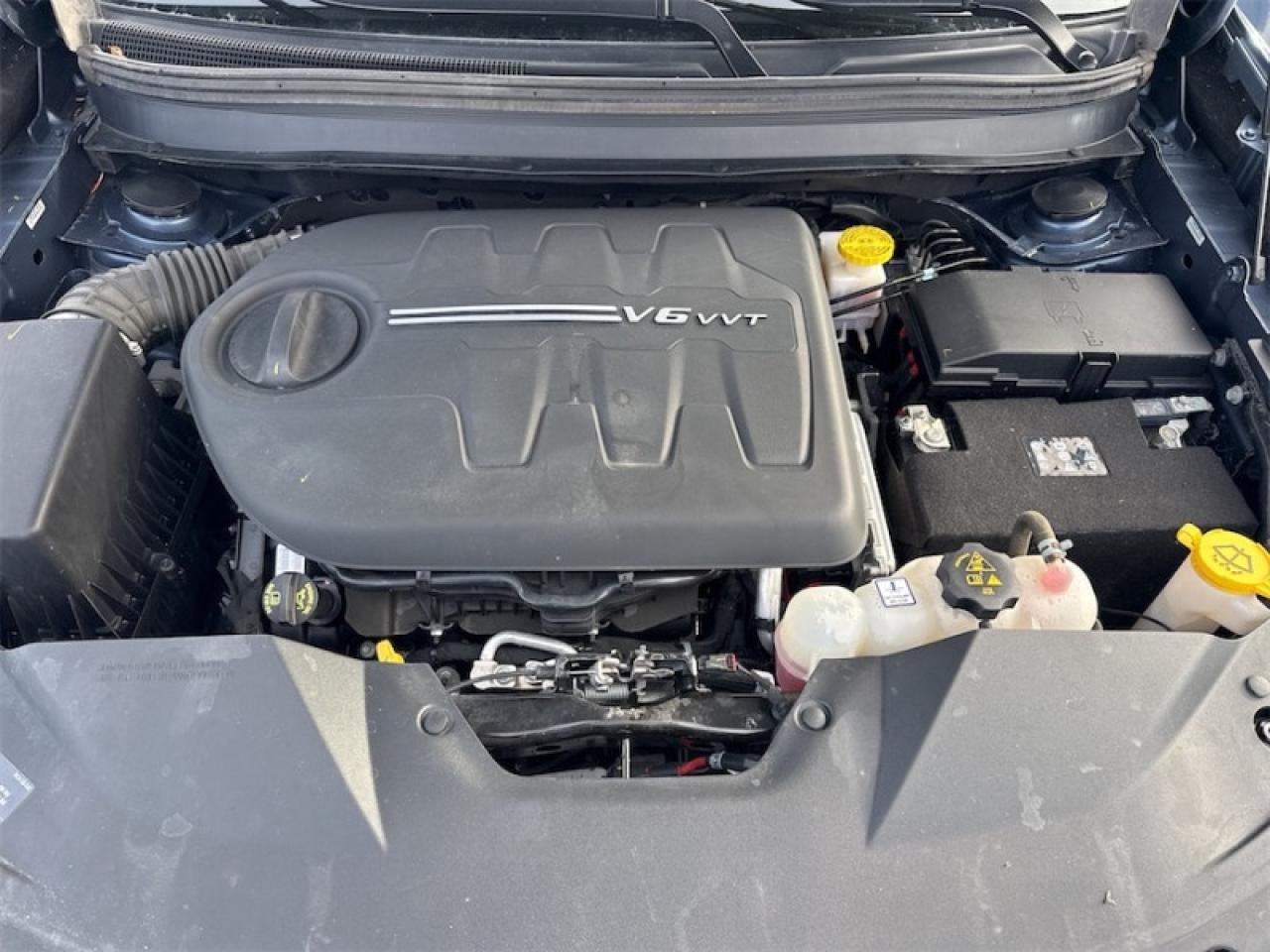 2020 Jeep Cherokee North   Heated Steering Wheel Photo