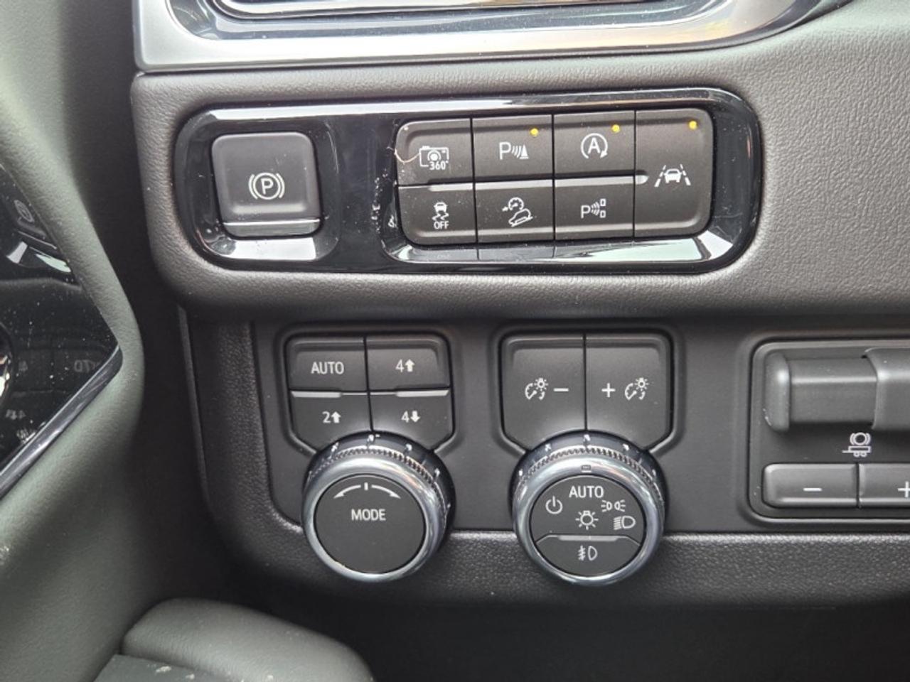 2026 GMC Yukon XL Elevation  - Heated Seats Photo