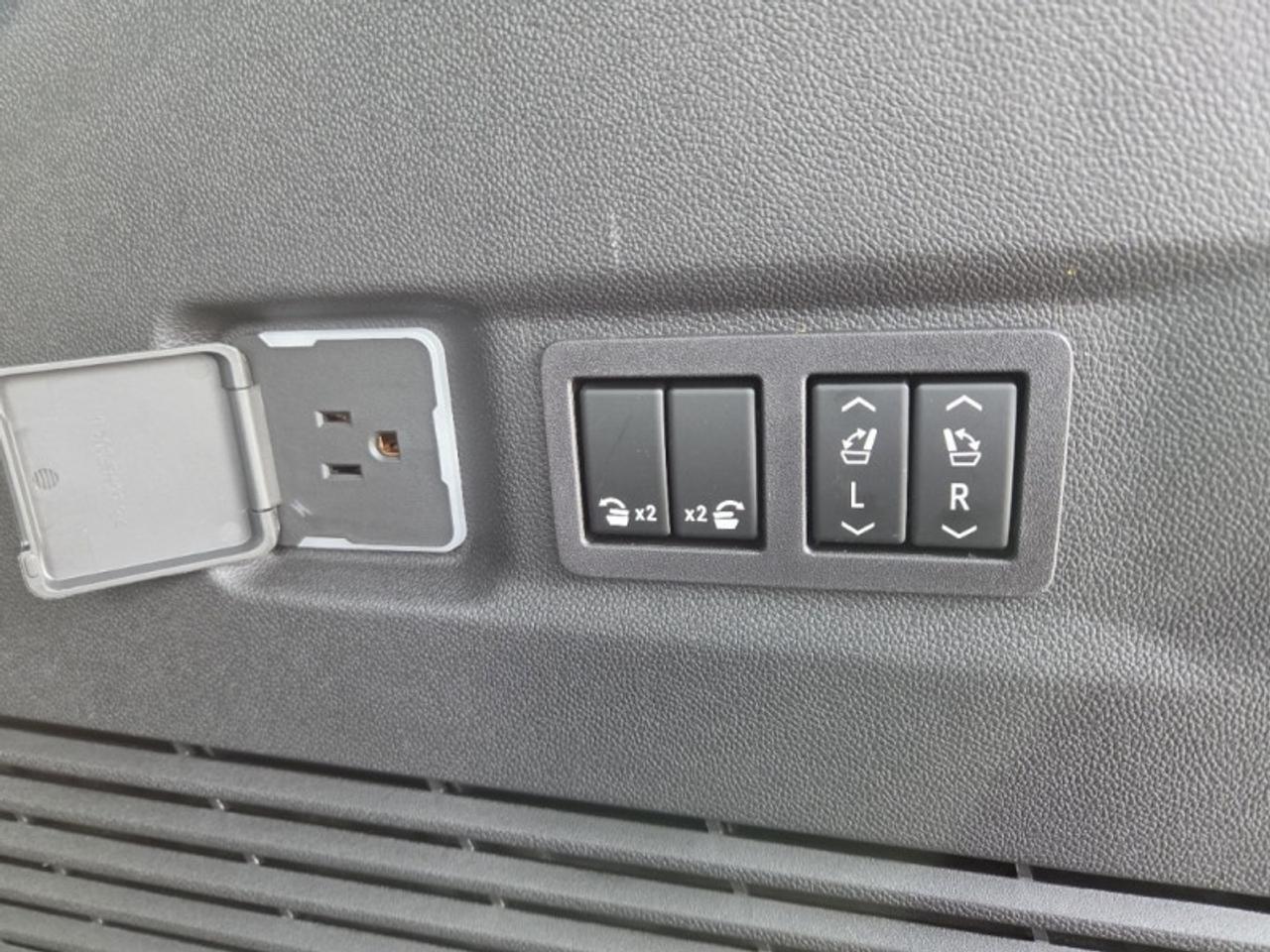 2026 GMC Yukon XL Elevation  - Heated Seats Photo