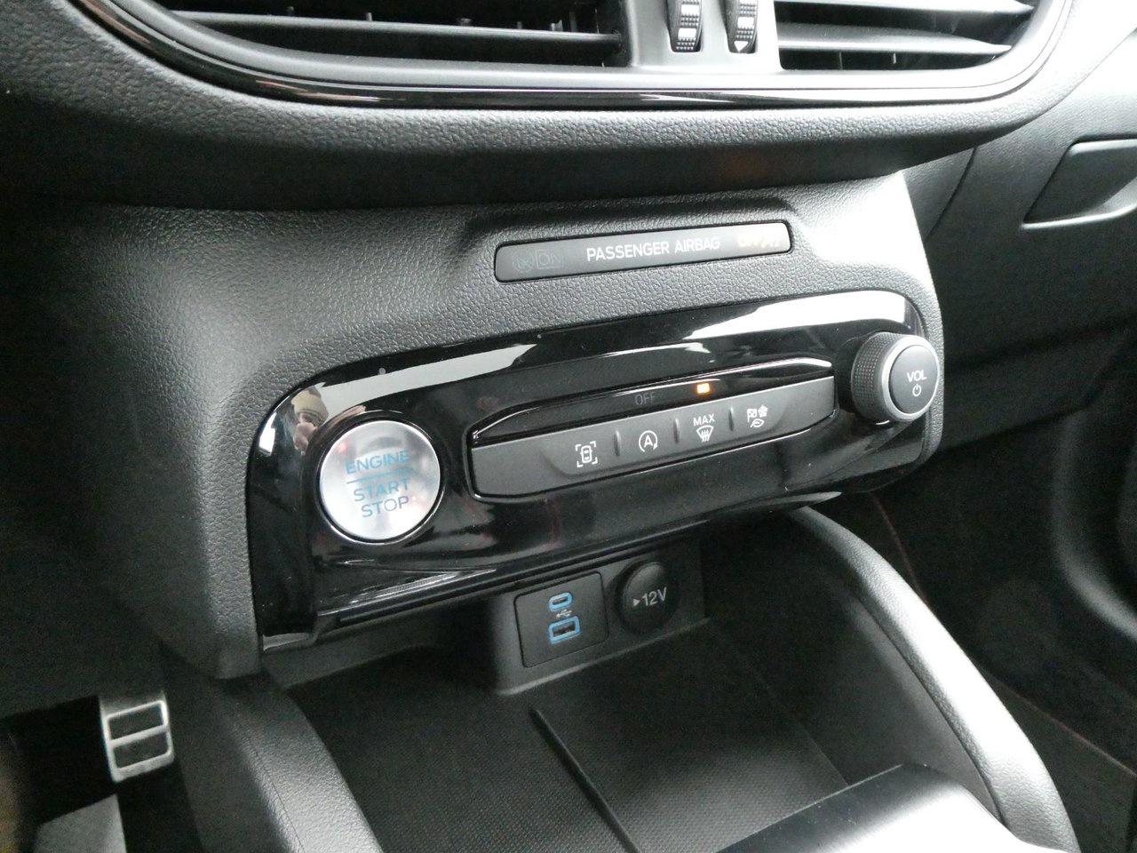 2023 Ford Escape ST LINE ST-Line Select Photo