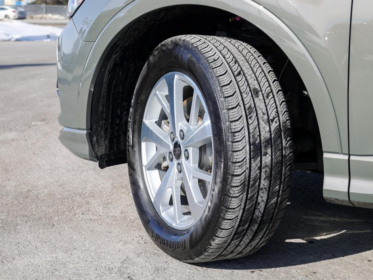 2025 Audi Q3 40 TFSI quattro  - Leather Seats Photo