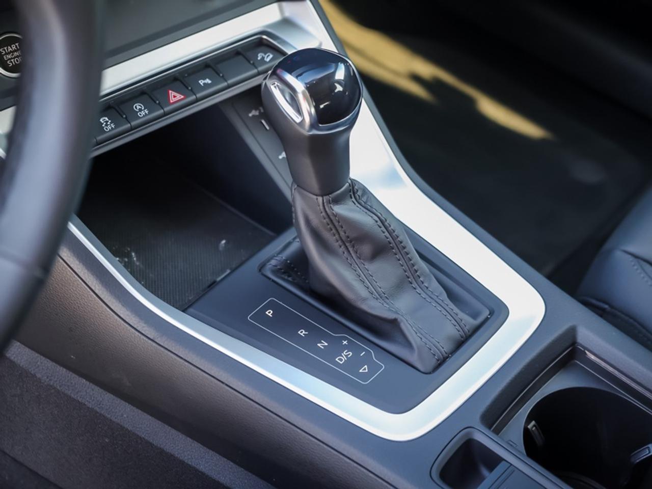 2025 Audi Q3 40 TFSI quattro  - Leather Seats Photo