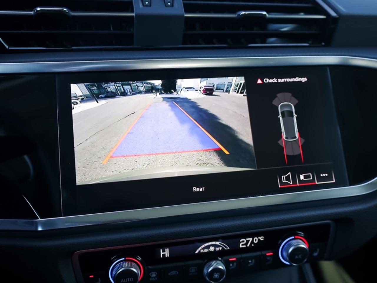 2025 Audi Q3 40 TFSI quattro  - Leather Seats Photo