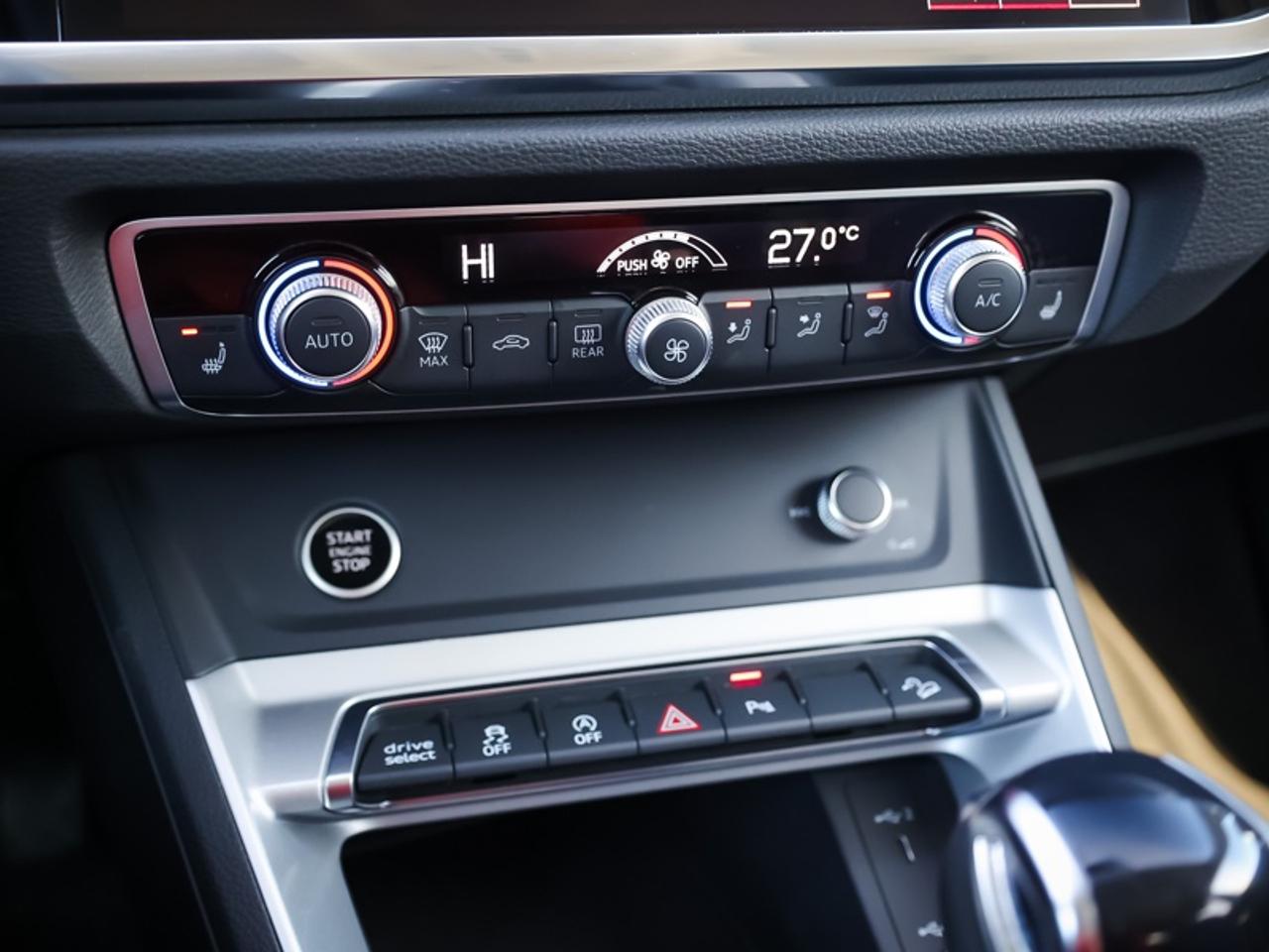 2025 Audi Q3 40 TFSI quattro  - Leather Seats Photo