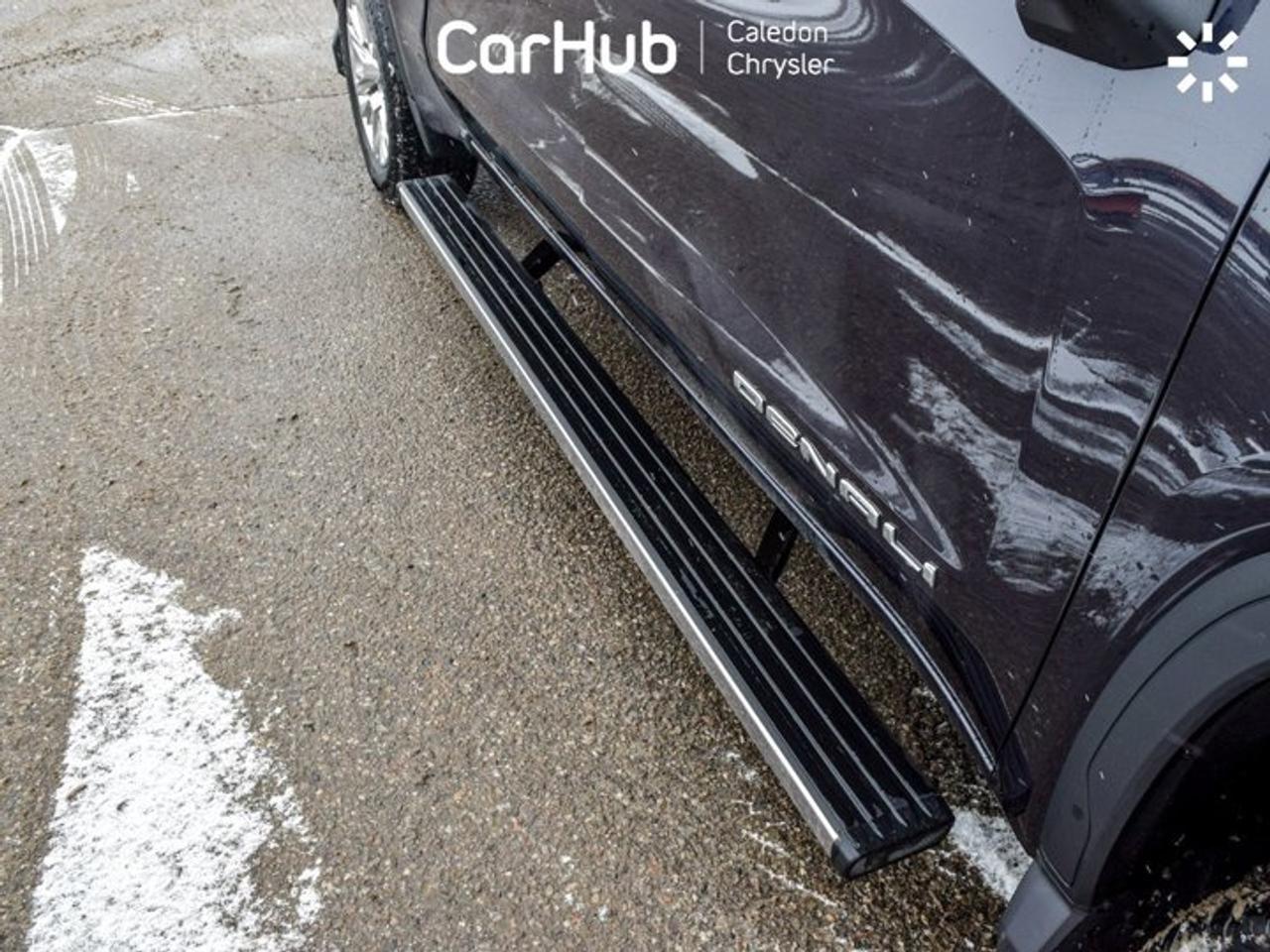 2023 GMC Sierra 1500 Denali 4WD Crew Cab 147" 6.2L Leather 5 passengers with captain chair Multi Pro TailGate Photo