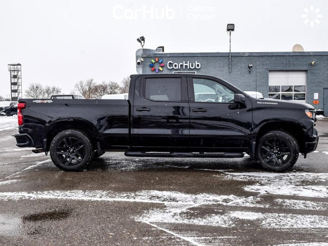 2024 Chevrolet Silverado 1500 Custom 4WD Crew Cab 157" MultiPro Tailgate  6 Passenger Photo