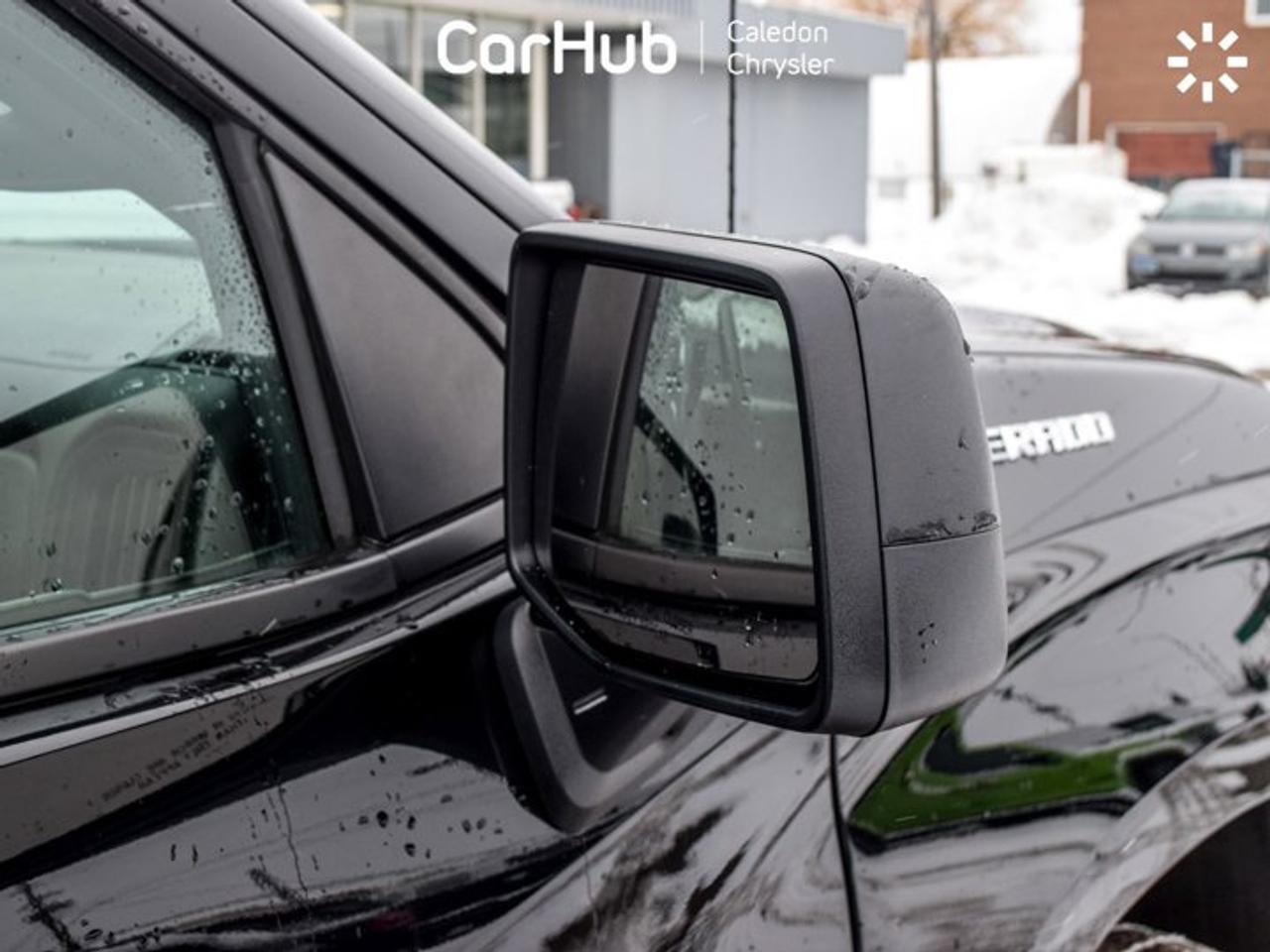 2024 Chevrolet Silverado 1500 Custom 4WD Crew Cab 157" MultiPro Tailgate  6 Passenger Photo