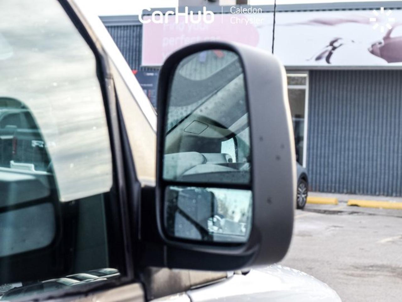 2024 Chevrolet Express Cargo Van RWD 2500 135" Backup Camera Air condition Photo