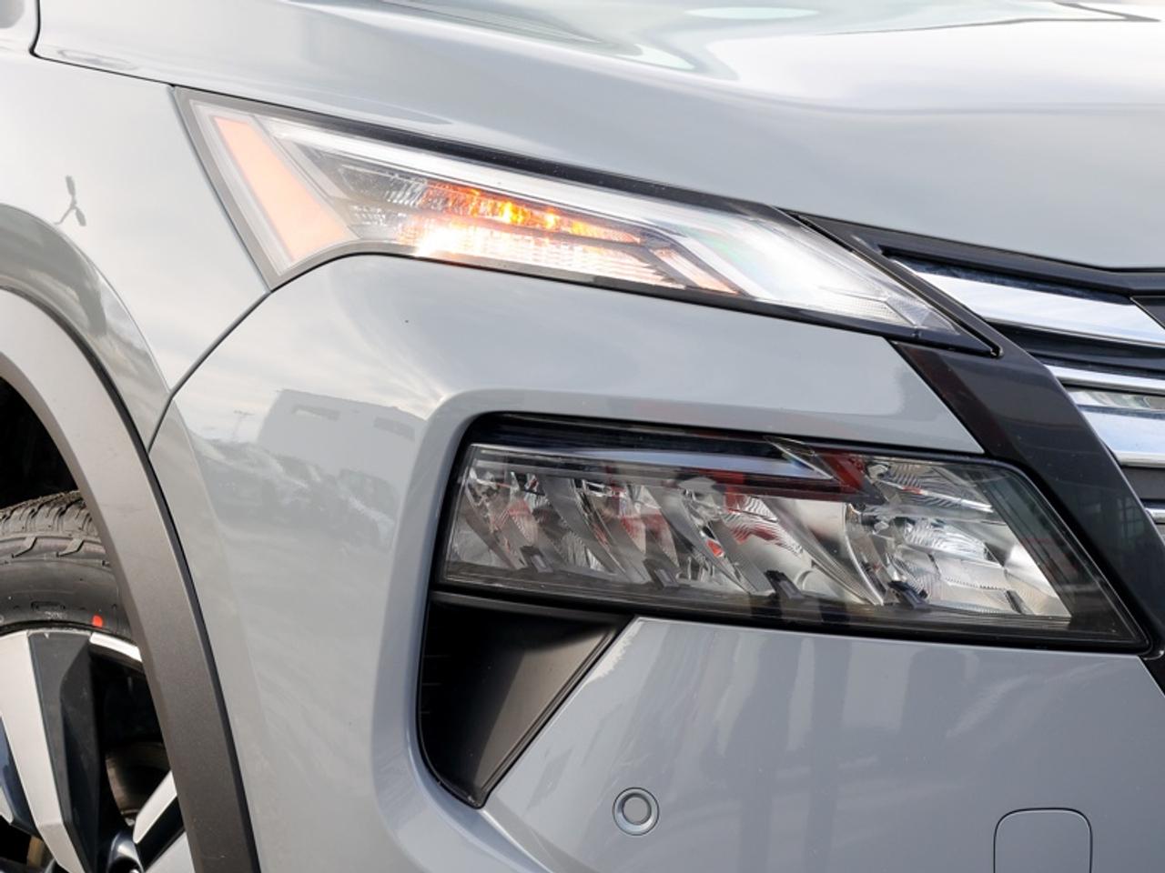 2024 Nissan Rogue SL  - $207 B/W Photo