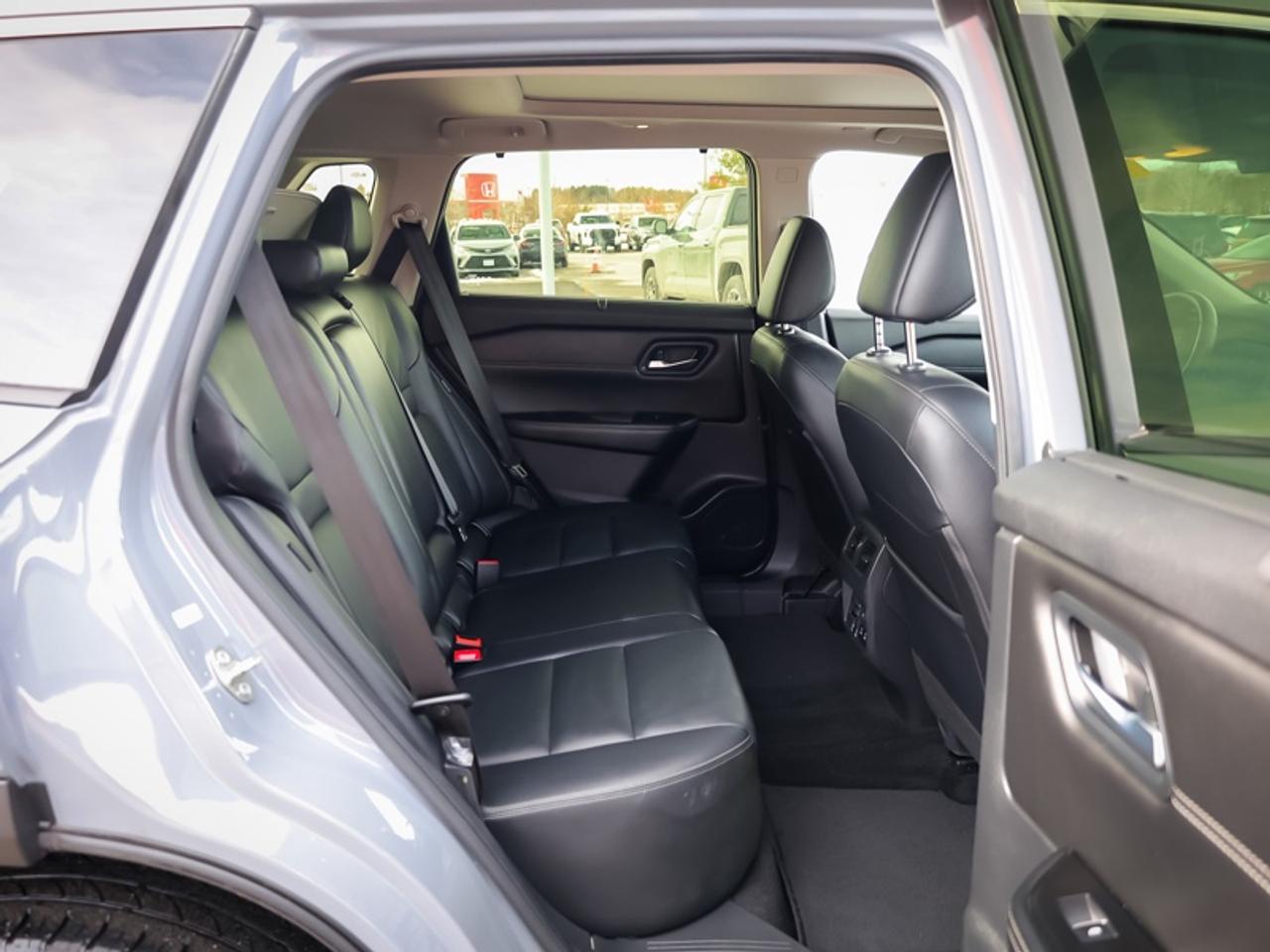 2024 Nissan Rogue SL  - $207 B/W Photo