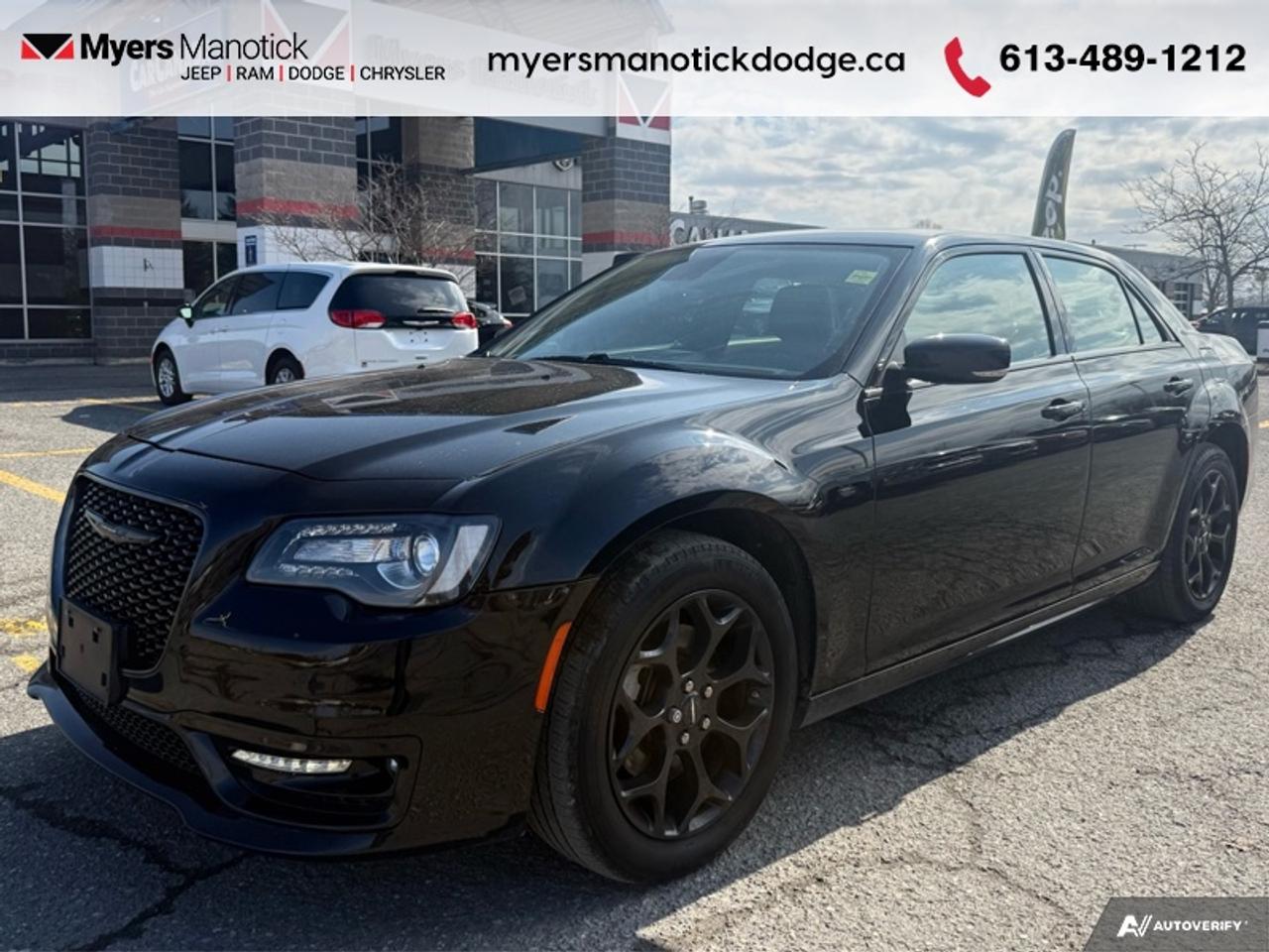 2023 Chrysler 300 Touring L AWD  - Leather Seats Photo0