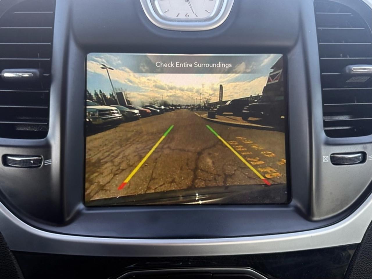 2023 Chrysler 300 Touring L AWD  - Leather Seats Photo