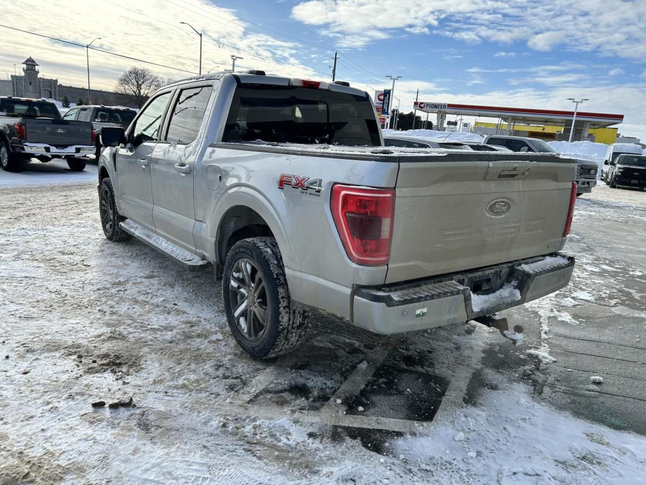 2022 Ford F-150 XLT Photo