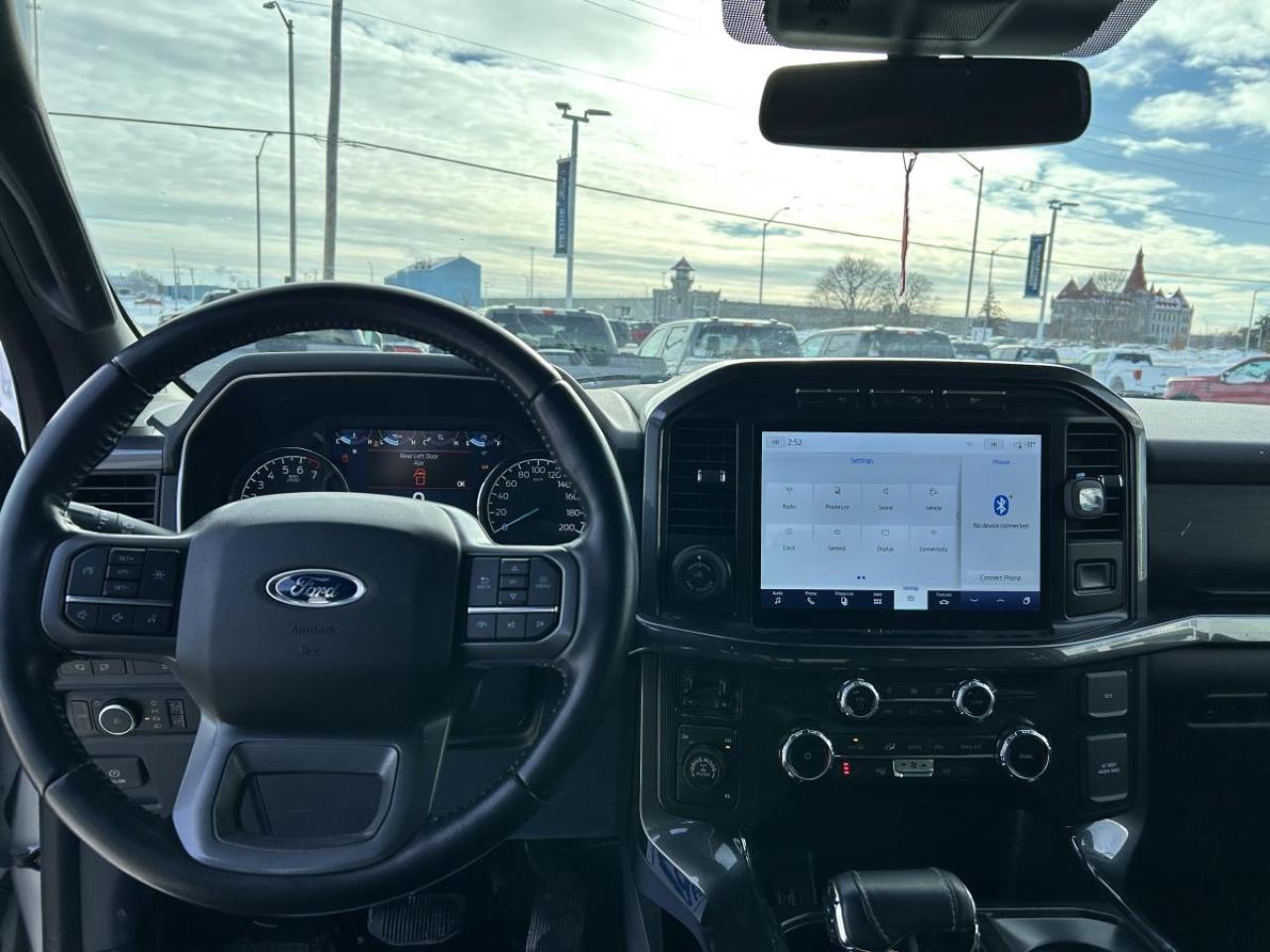 2022 Ford F-150 XLT Photo