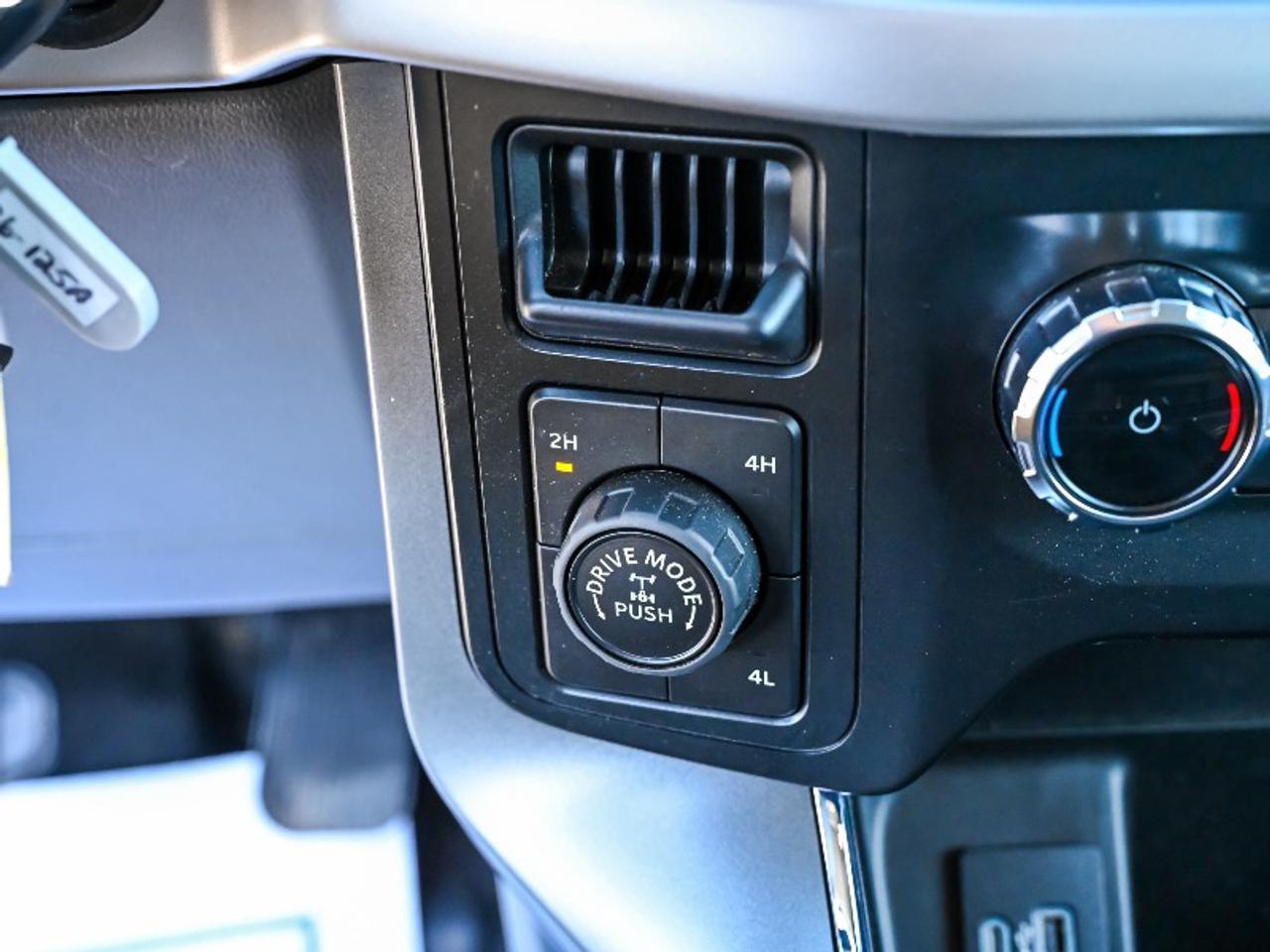 2022 Ford F-150 XLT Photo