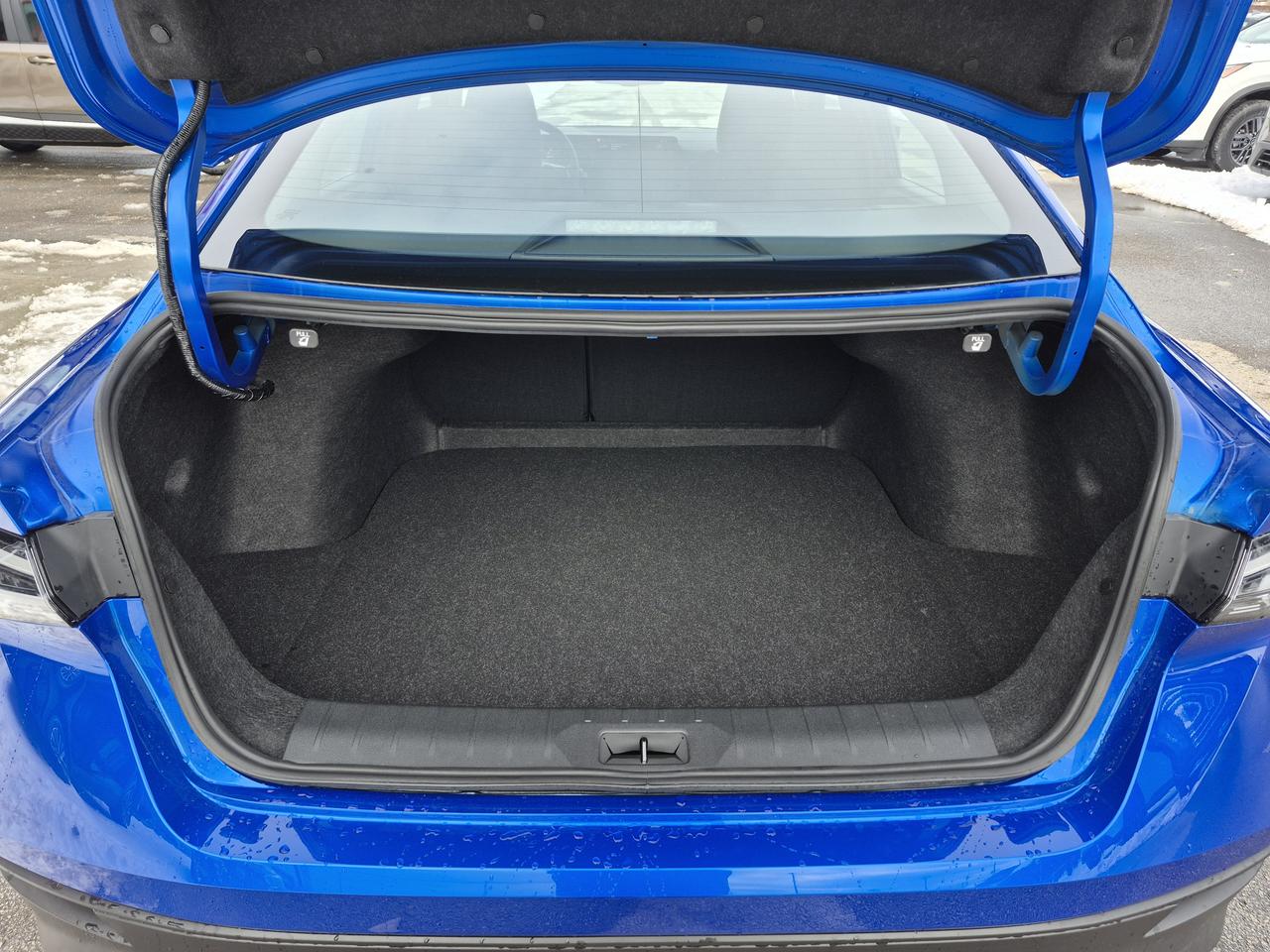 2026 Nissan Sentra SV Premium Photo