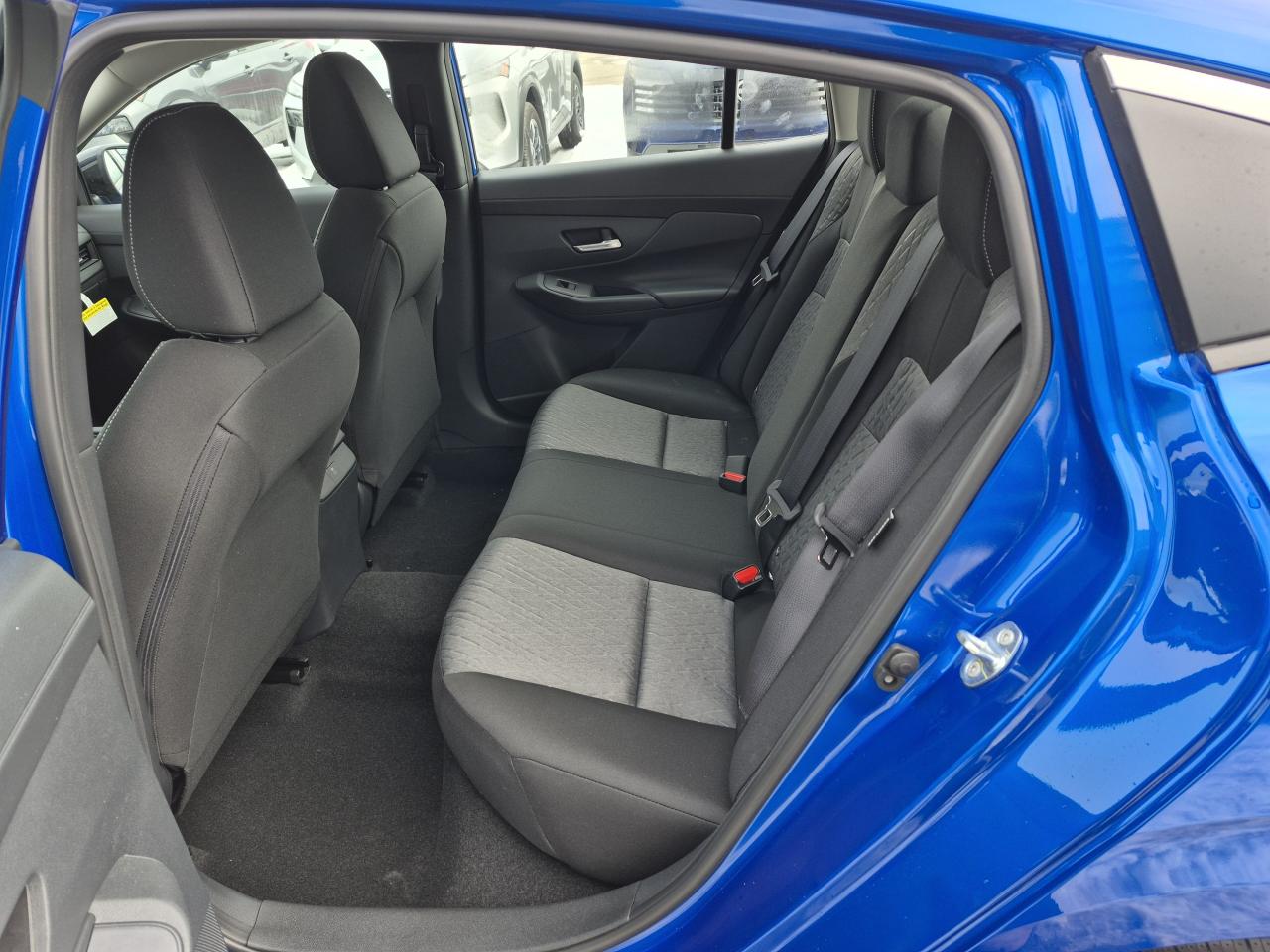 2026 Nissan Sentra SV Premium Photo12