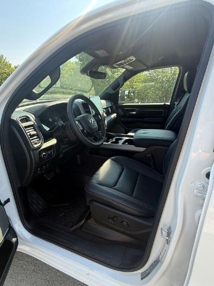 2026 RAM 1500 SPORT Photo