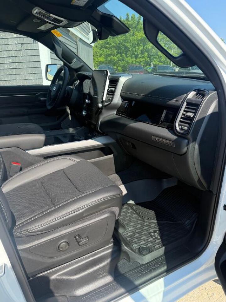 2026 RAM 1500 SPORT Photo