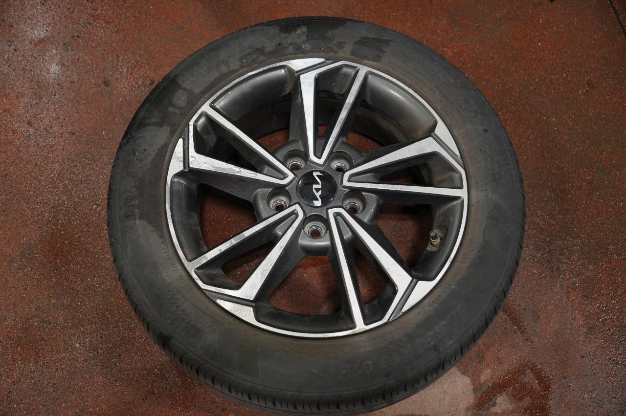 2021 Kia Forte EX IVT Photo