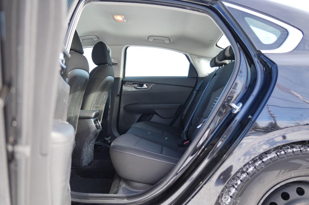 2021 Kia Forte EX IVT Photo