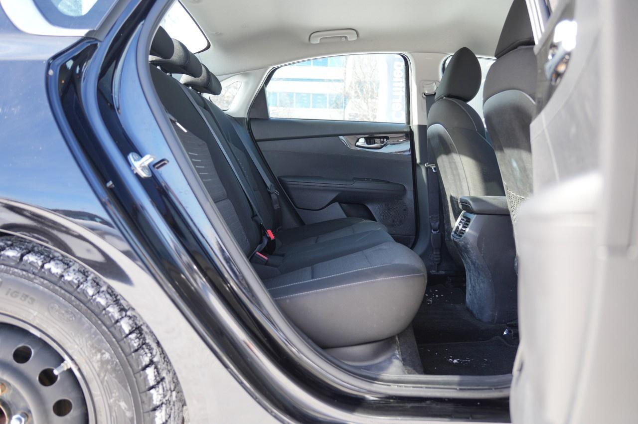 2021 Kia Forte EX IVT Photo