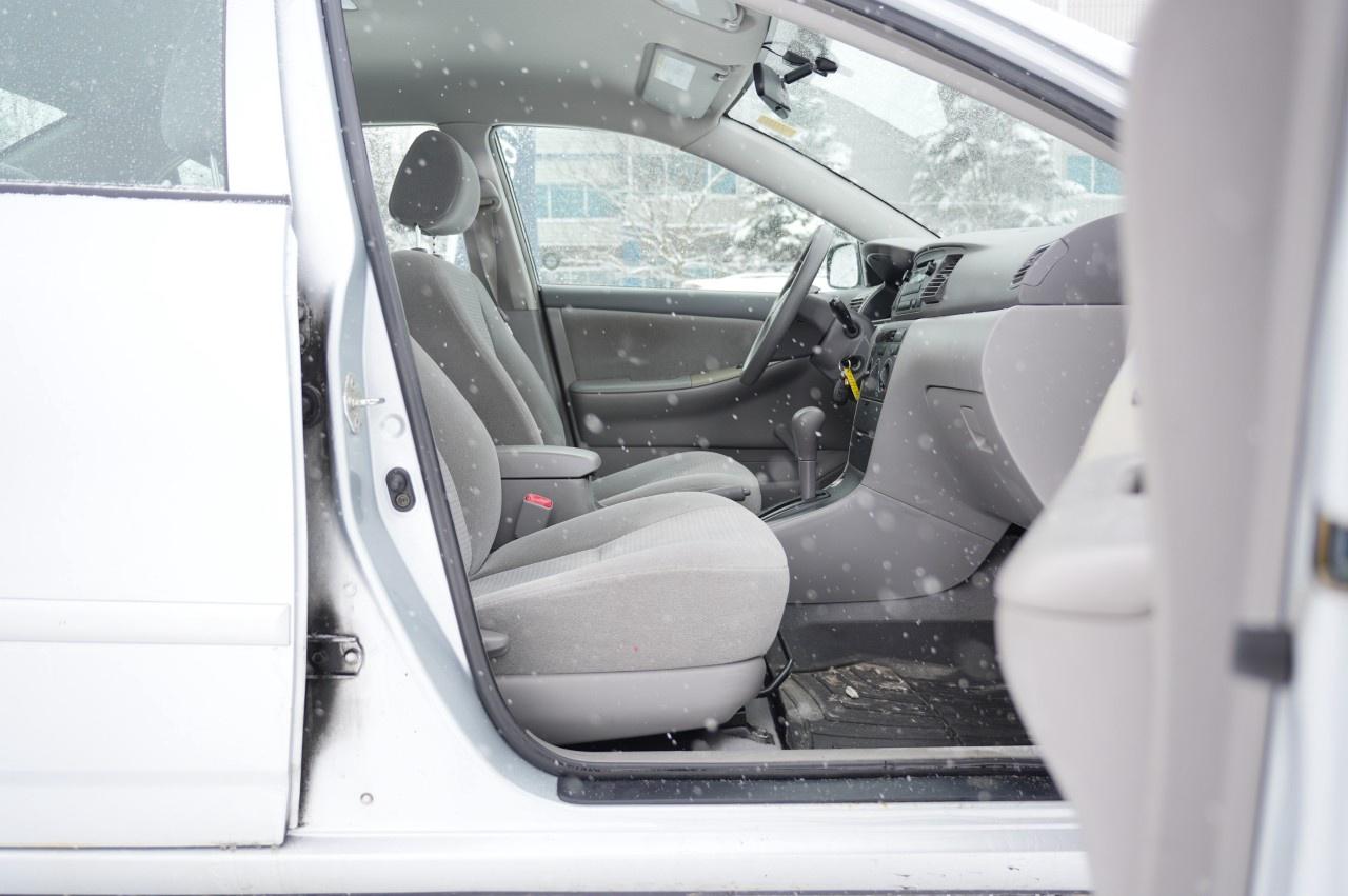 2006 Toyota Corolla 4DR SDN CE AUTO Photo