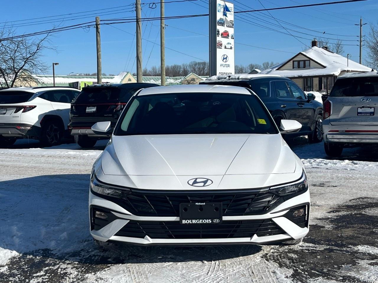 2026 Hyundai Elantra Essential IVT Photo